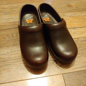 Dankso professional clogs